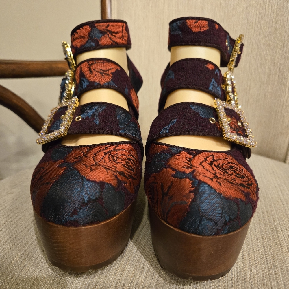Autumn Adiegbo Triple-Strap Brocade Platform Clogs Crystal Buckles 9.5 NEW Italy - Picture 4 of 12